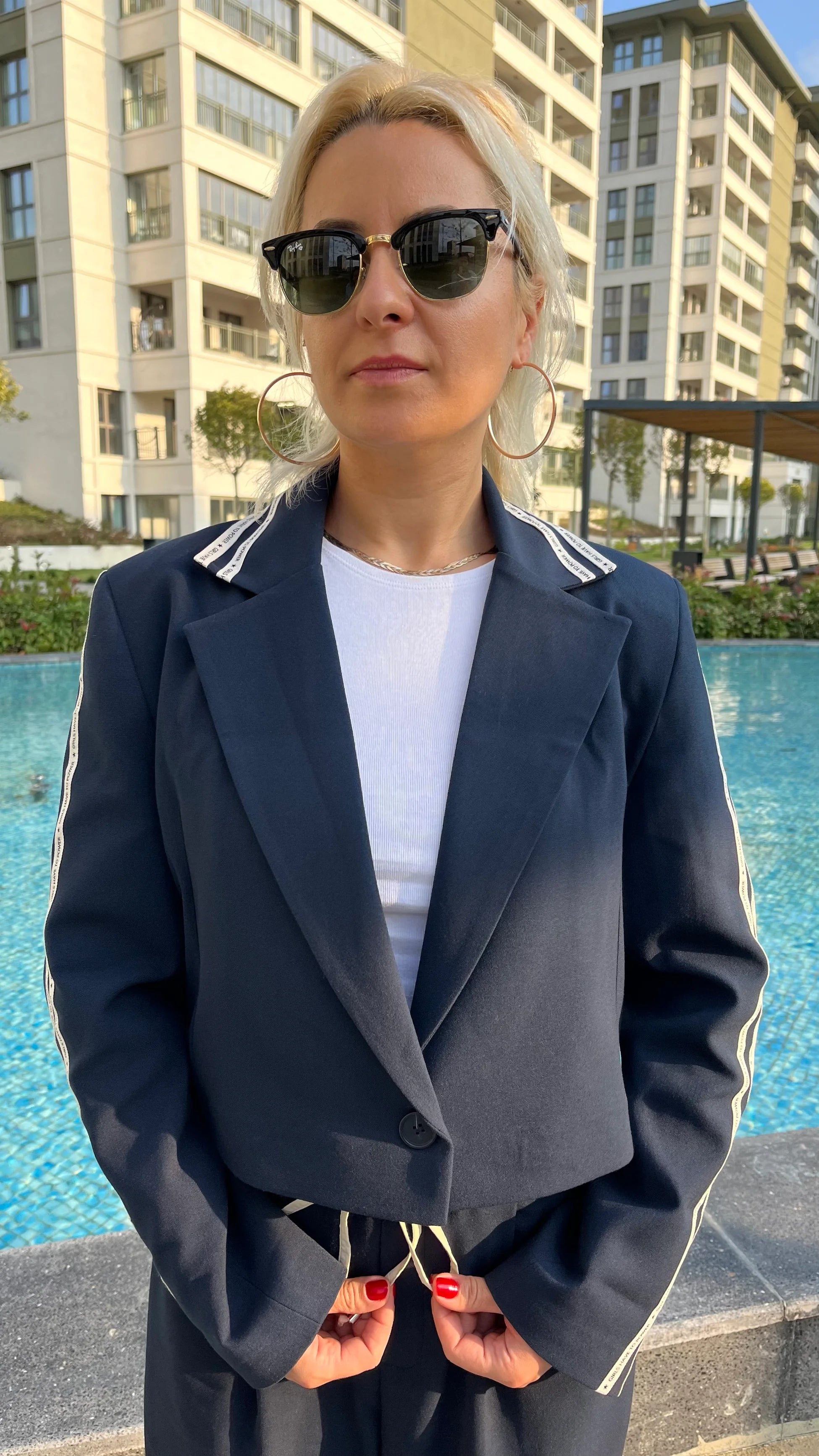 Yazı Detay Şeritli Pantolon Blazer Ceket Takım - 2