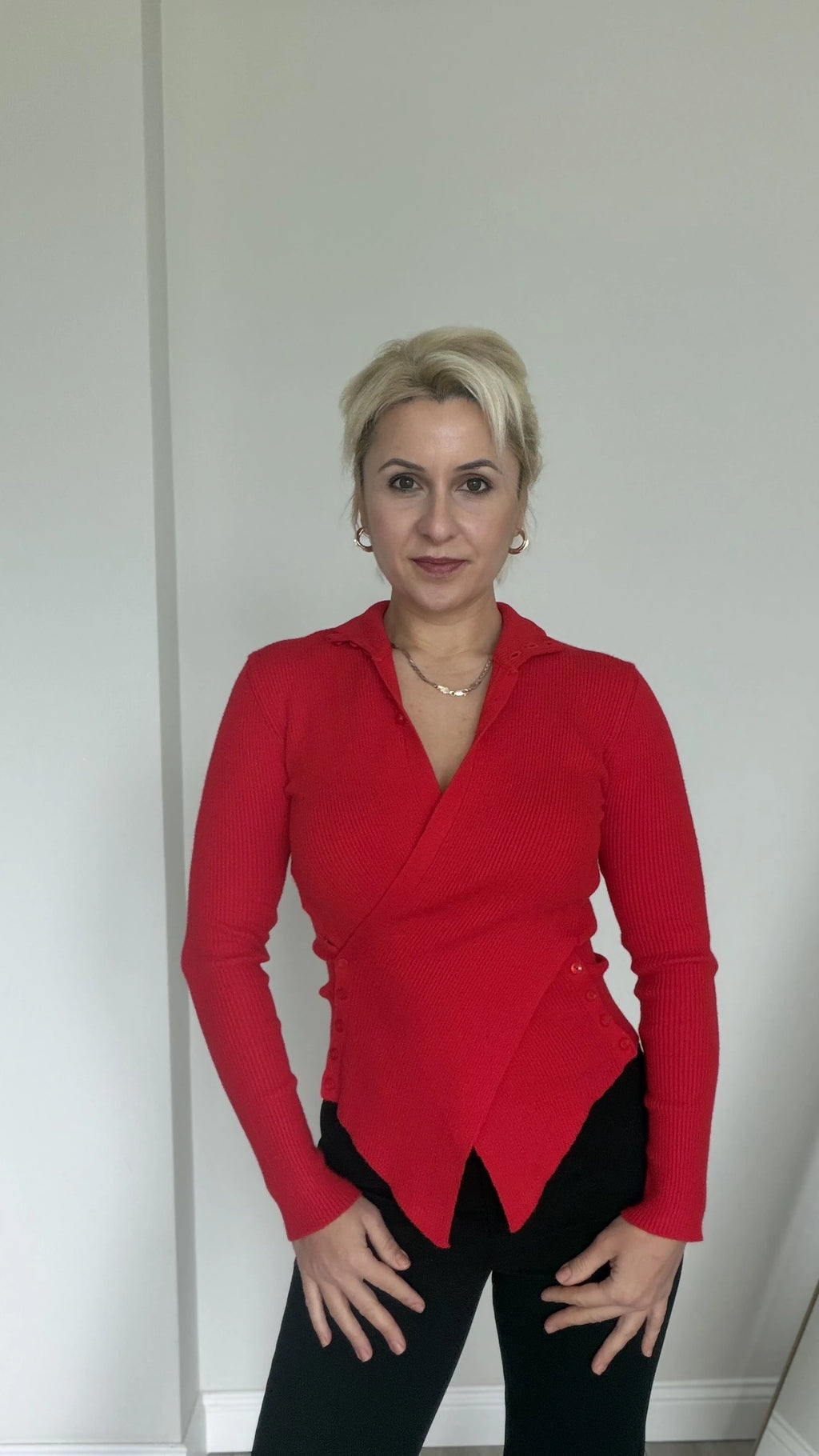 Asimetrik Kesim Düğmeli Triko Kazak Kırmızı - 4