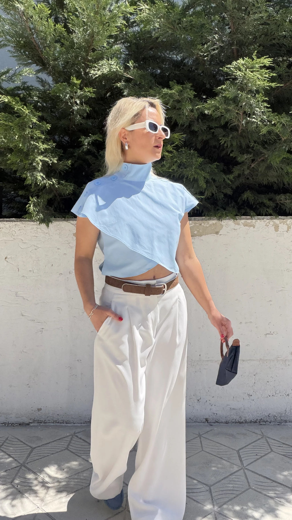 Poplin Crop Omuz Düğmeli Bluz Mavi - 2