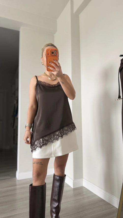 Askılı Saten Dantel Detaylı Trend Bluz Kahve